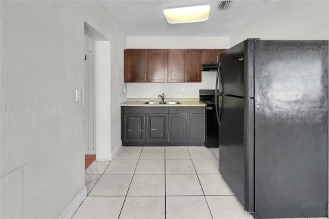 House in Fort Lauderdale, Florida 3 bedrooms, 113.34 sq.m. № 1187650 - photo 13