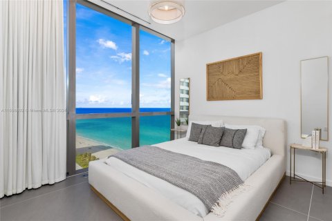 Copropriété à vendre à Hallandale Beach, Floride: 3 chambres, 270.62 m2 № 1358760 - photo 25