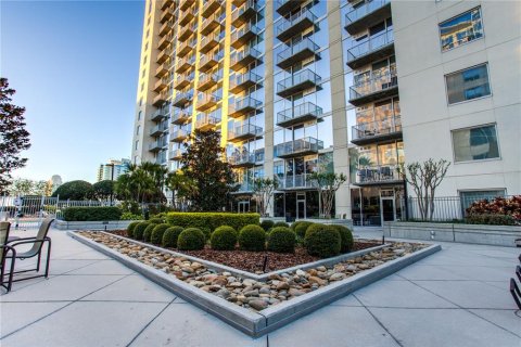 Condo in Orlando, Florida, 1 bedroom  № 1358125 - photo 23