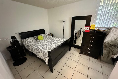 Купить кондоминиум в Майами, Флорида 2 спальни, 71.91м2, № 1077914 - фото 7
