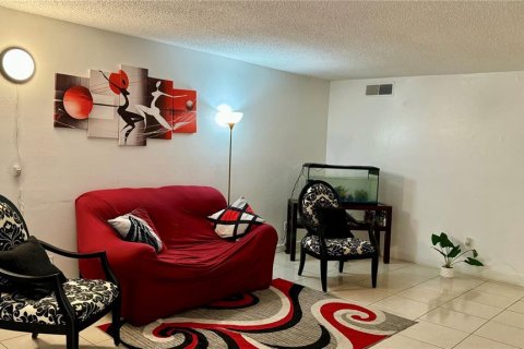 Condominio en venta en Tampa, Florida, 3 dormitorios, 133.04 m2 № 1337521 - foto 4