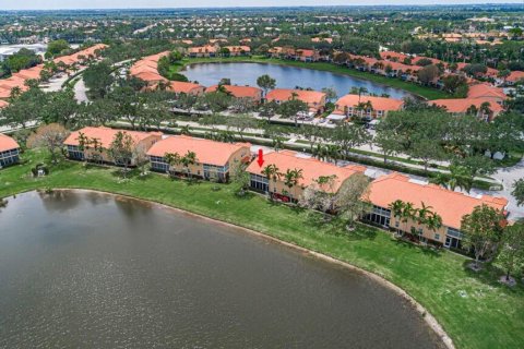 Condominio en venta en Boynton Beach, Florida, 2 dormitorios, 169.27 m2 № 1177322 - foto 8