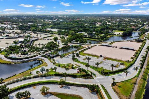 Villa ou maison à vendre à Wellington, Floride: 4 chambres, 281.87 m2 № 1177359 - photo 1