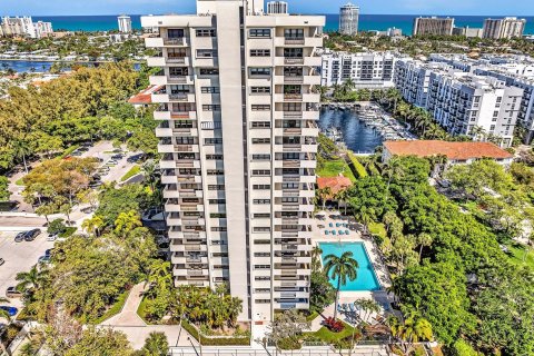 Condominio en venta en Fort Lauderdale, Florida, 2 dormitorios, 119.84 m2 № 1098903 - foto 2