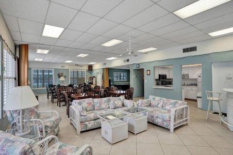 Condo in Deerfield Beach, Florida, 2 bedrooms  № 1098904 - photo 5