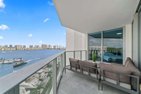 Condo in Aventura, Florida, 2 bedrooms  № 1225865 - photo 14