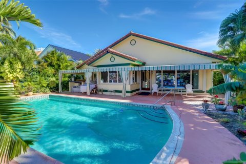 Casa en venta en Pompano Beach, Florida, 3 dormitorios, 251.21 m2 № 880908 - foto 26