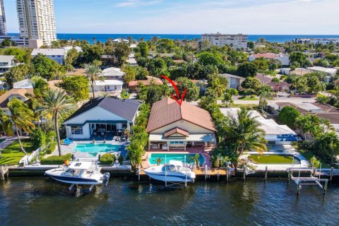Casa en venta en Pompano Beach, Florida, 3 dormitorios, 251.21 m2 № 880908 - foto 12
