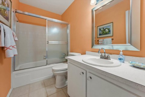 Condo in Stuart, Florida, 2 bedrooms  № 1003796 - photo 3