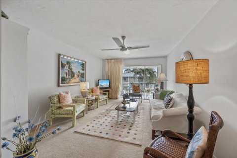 Condo in Stuart, Florida, 2 bedrooms  № 1003796 - photo 20