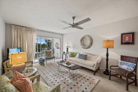 Condo in Stuart, Florida, 2 bedrooms  № 1003796 - photo 19