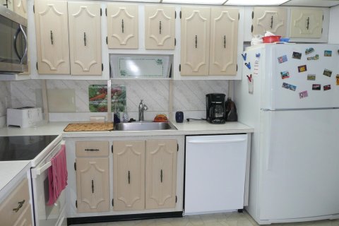 Condo in Jupiter, Florida, 2 bedrooms  № 606971 - photo 3