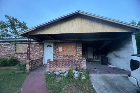 Casa en venta en Jacksonville, Florida, 3 dormitorios № 1294490 - foto 1