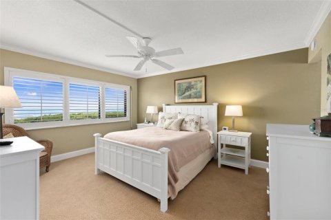 Condo in Hutchinson Island South, Florida, 2 bedrooms  № 1250503 - photo 20