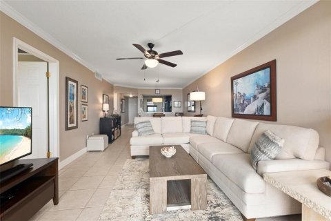 Condo in Hutchinson Island South, Florida, 2 bedrooms  № 1250503 - photo 14