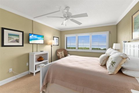 Condo in Hutchinson Island South, Florida, 2 bedrooms  № 1250503 - photo 22