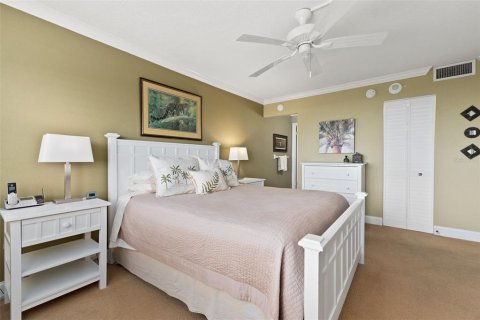 Condo in Hutchinson Island South, Florida, 2 bedrooms  № 1250503 - photo 23