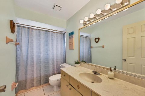 Casa en venta en North Port, Florida, 2 dormitorios, 117.8 m2 № 649123 - foto 28
