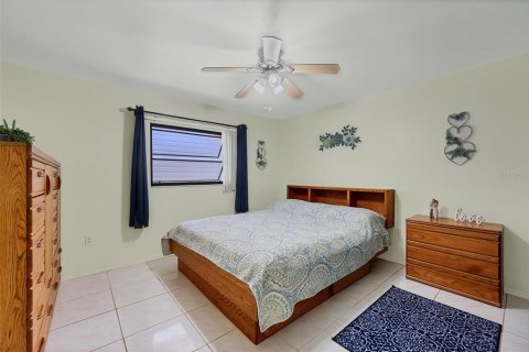 Casa en venta en North Port, Florida, 2 dormitorios, 117.8 m2 № 649123 - foto 24
