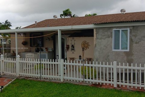 Villa ou maison à vendre à Homestead, Floride: 2 chambres, 95.6 m2 № 1309165 - photo 14