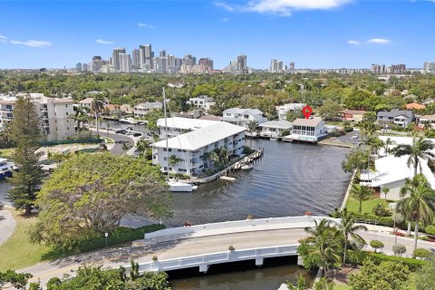 Villa ou maison à vendre à Fort Lauderdale, Floride: 3 chambres, 279.08 m2 № 1099987 - photo 5