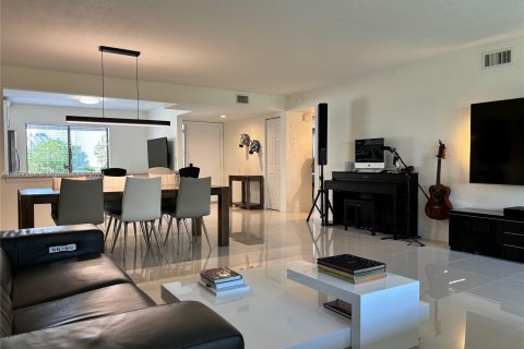 Condominio en venta en Boynton Beach, Florida, 2 dormitorios, 118.91 m2 № 1404211 - foto 12