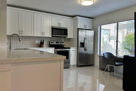 Copropriété à vendre à Boynton Beach, Floride: 2 chambres, 118.91 m2 № 1404211 - photo 1