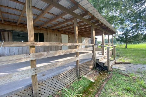 House in Sebring, Florida 4 bedrooms, 308.53 sq.m. № 1338578 - photo 12