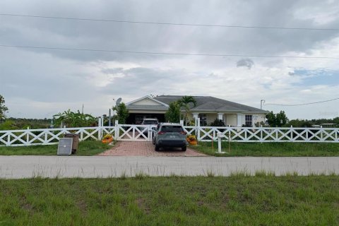 Casa en venta en Lehigh Acres, Florida, 3 dormitorios, 195.75 m2 № 591303 - foto 18