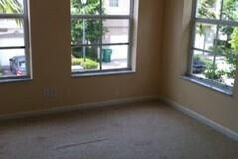 Townhouse in Riviera Beach, Florida 2 bedrooms, 94.95 sq.m. № 273582 - photo 6