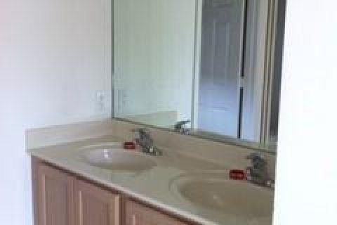 Townhouse in Riviera Beach, Florida 2 bedrooms, 94.95 sq.m. № 273582 - photo 3