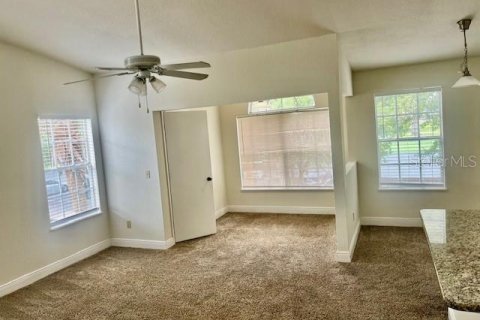 Condo in Kissimmee, Florida, 2 bedrooms  № 1258510 - photo 4