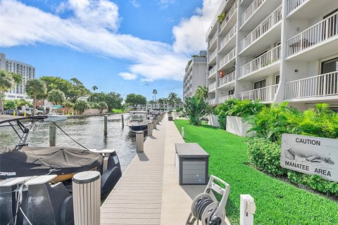 Copropriété à vendre à Miami, Floride: 1 chambre, 65.96 m2 № 1389651 - photo 2