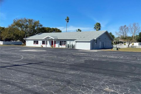 Commercial property in Holiday, Florida 468.23 sq.m. № 1264891 - photo 10