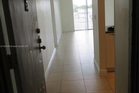 Купить кондоминиум в Норт-Майами-Бич, Флорида 1 спальня, 61.13м2, № 730280 - фото 24