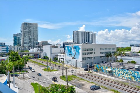 Copropriété à vendre à Miami, Floride: 2 chambres, 97.36 m2 № 730366 - photo 5