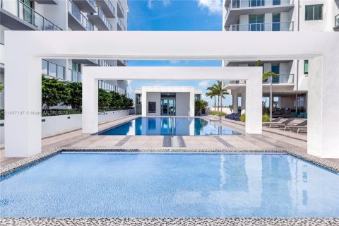 Copropriété à vendre à Miami, Floride: 2 chambres, 97.36 m2 № 730366 - photo 28