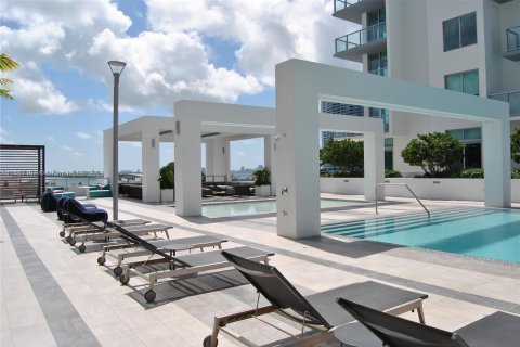 Copropriété à vendre à Miami, Floride: 2 chambres, 97.36 m2 № 730366 - photo 27