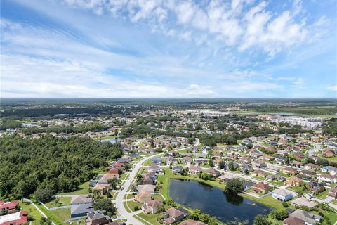 Villa ou maison à vendre à Kissimmee, Floride: 4 chambres, 264.49 m2 № 1289905 - photo 3