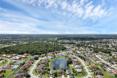 Villa ou maison à vendre à Kissimmee, Floride: 4 chambres, 264.49 m2 № 1289905 - photo 15