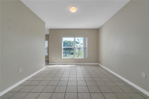 Villa ou maison à vendre à Kissimmee, Floride: 4 chambres, 264.49 m2 № 1289905 - photo 24