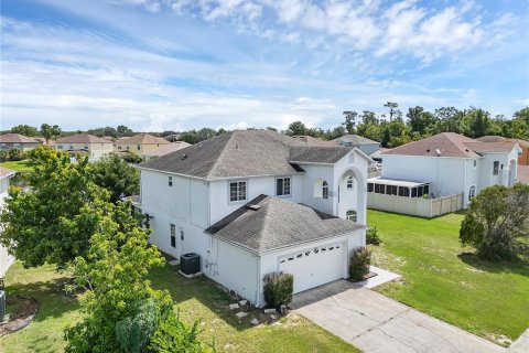 Villa ou maison à vendre à Kissimmee, Floride: 4 chambres, 264.49 m2 № 1289905 - photo 11