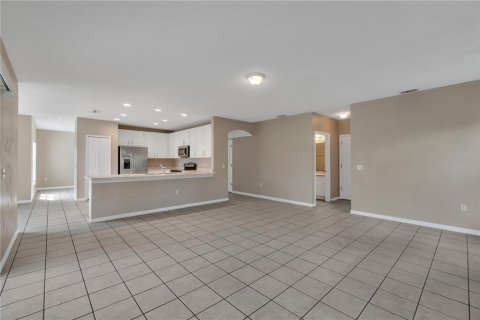 Villa ou maison à vendre à Kissimmee, Floride: 4 chambres, 264.49 m2 № 1289905 - photo 5