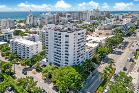 Copropriété à vendre à Miami Beach, Floride: 2 chambres, 93.83 m2 № 1281289 - photo 21