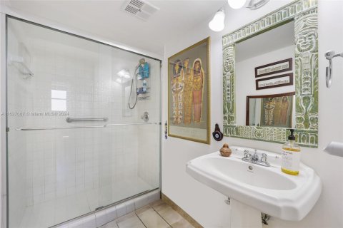 Copropriété à vendre à Miami Beach, Floride: 2 chambres, 93.83 m2 № 1281289 - photo 15