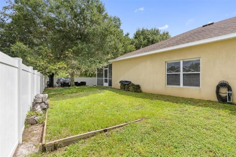 House in Land O' Lakes, Florida 3 bedrooms, 170.94 sq.m. № 1353984 - photo 15