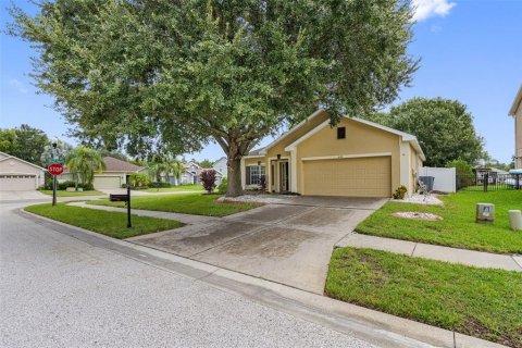 House in Land O' Lakes, Florida 3 bedrooms, 170.94 sq.m. № 1353984 - photo 3