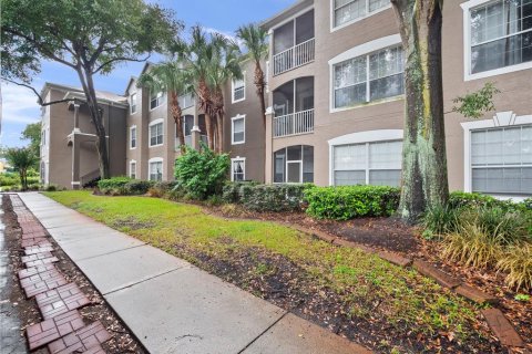 Condo in Orlando, Florida, 3 bedrooms  № 1336378 - photo 1