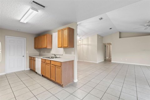 Casa en venta en Palm Coast, Florida, 3 dormitorios, 127.83 m2 № 1403800 - foto 9