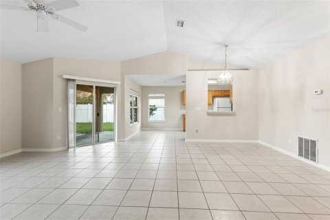 Casa en venta en Palm Coast, Florida, 3 dormitorios, 127.83 m2 № 1403800 - foto 2